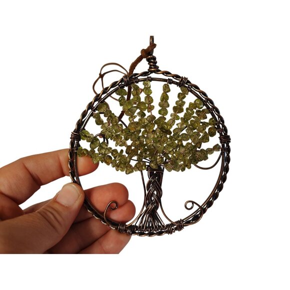 Handmade Peridot Chip Rocks Tree of Life Wire Suncatcher Sun Catcher 4" Boho - Picture 2 of 2